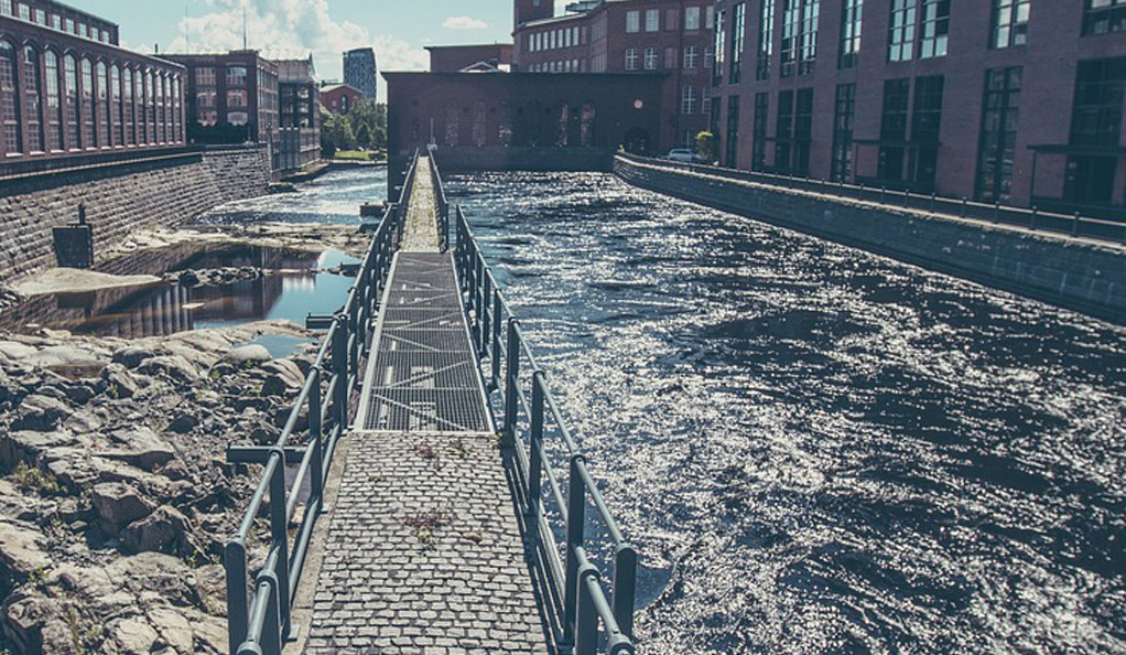 如何讓智能從“高成本”到“高性?xún)r(jià)比”真正賦能產(chǎn)業(yè)